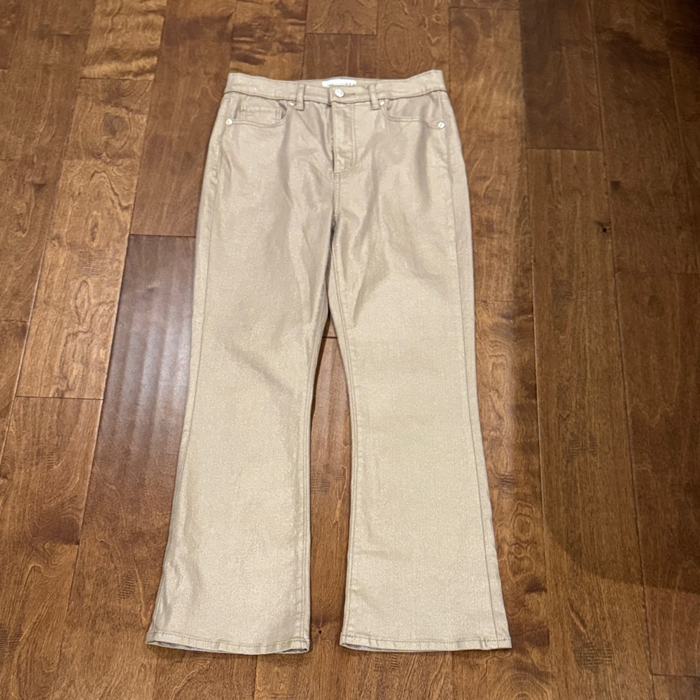 LOFT Flare & Wide Leg Jeans in shimmering gold